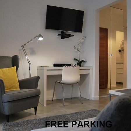 Magnolia Centrum Studio-Free Parking Вроцлав Экстерьер фото