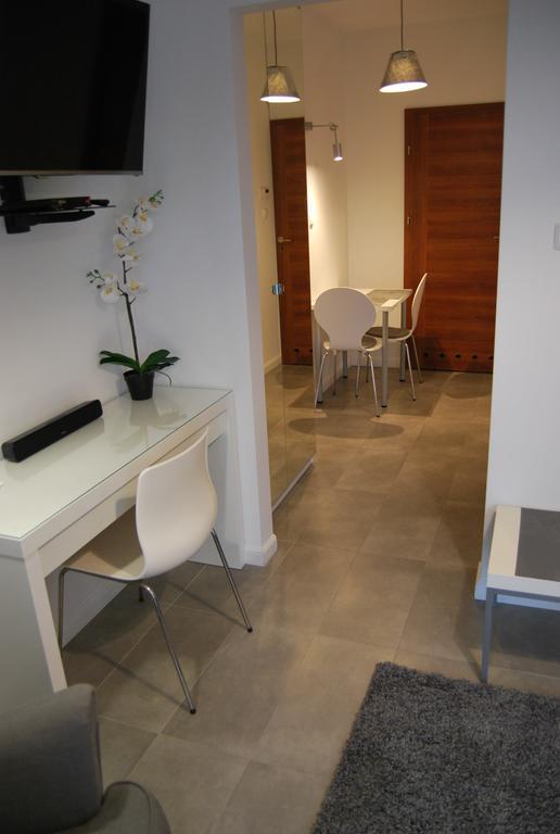 Magnolia Centrum Studio-Free Parking Вроцлав Экстерьер фото